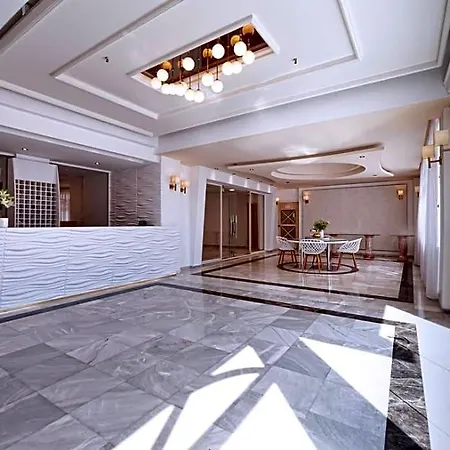 Adel Paradise 4*