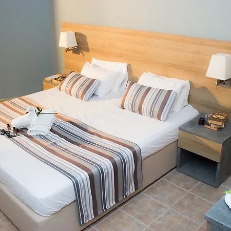 Hotell Sunset Paradise Adelianos Kampos