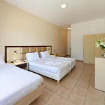 Hotel Adel Paradise