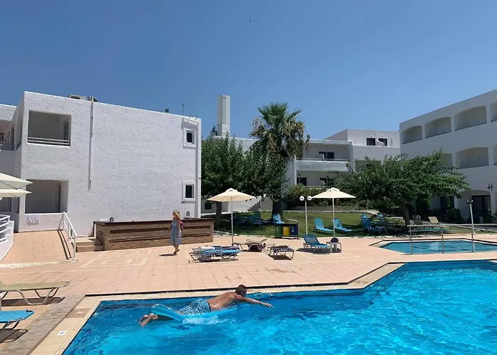 Hotel Adel Paradise 4*